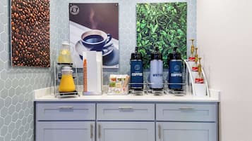 Free daily continental breakfast