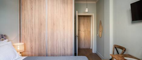 Appartement supérieur, 1 chambre | 2 chambres, fer et planche à repasser, accÚs au Wi-Fi (inclus)