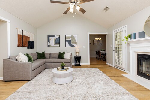 3BR w/Inground Pool | Fenced Yard | Pet Friendly