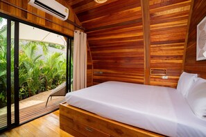 3 habitaciones, decoración personalizada y muebles diferentes 