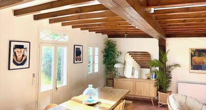 Magnificent vacation home in the forest - Swimming pool - 10 min from the beach