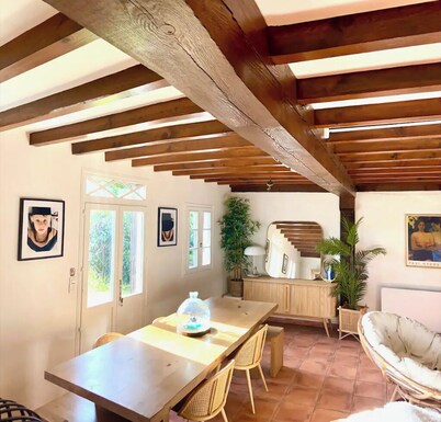 Magnificent vacation home in the forest - Swimming pool - 10 min from the beach 