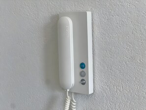 1 Schlafzimmer, Schreibtisch, laptopgeeigneter Arbeitsplatz