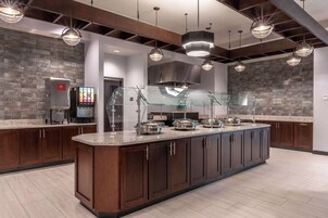 Desayuno buffet incluido todos los días 