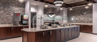 Drury Plaza Hotel College Station