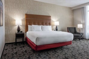 Skrivebord, skrivebord for bærbar PC og strykejern/-brett