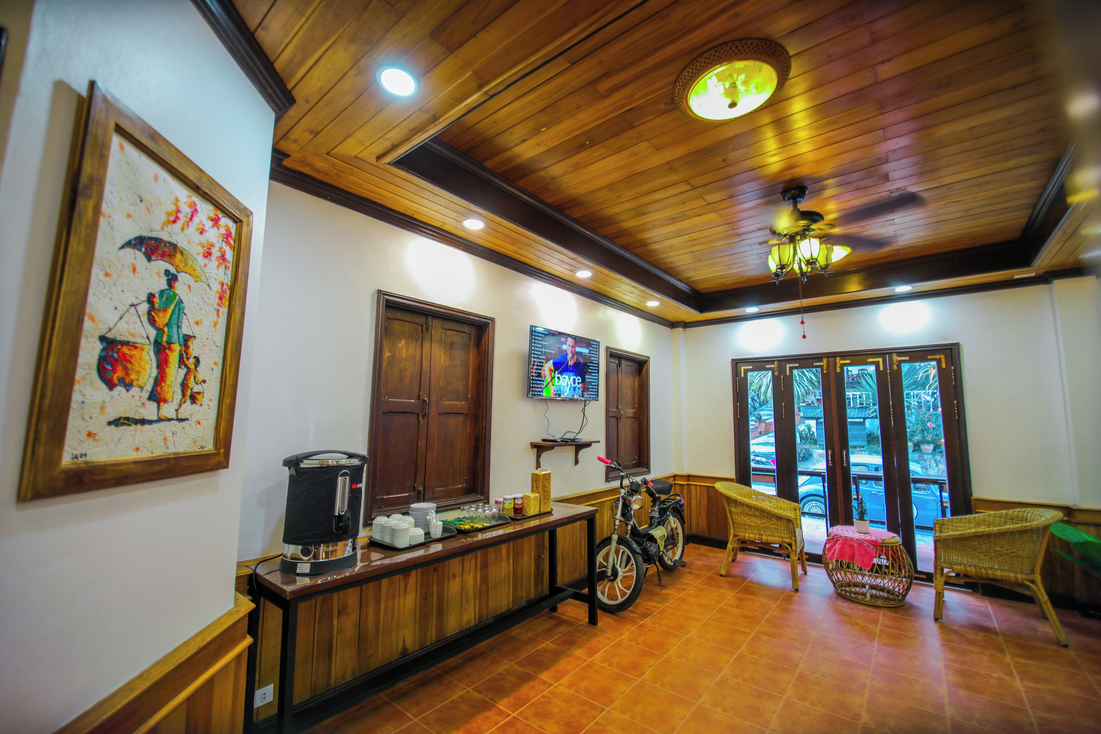 Breakfast area
