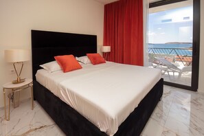 Apartment | Hypo-allergenic bedding, free WiFi, bed sheets