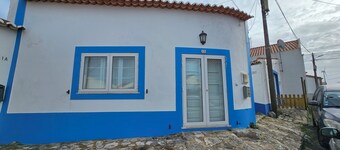 LA KAZE, near the beach