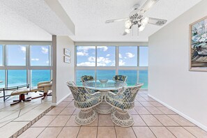 In-room dining - Edgewater West Condos (Gulf Shores)