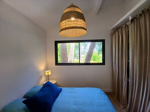 4 bedrooms, travel cot, free WiFi