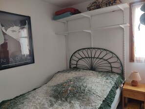 2 bedrooms
