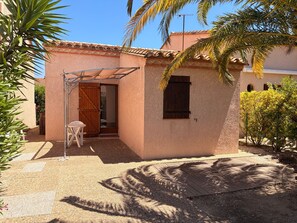 Terrace/patio - Air-conditioned villa for 6 with garden, pool, near the beach in Saint-Cyprien (Saint-Cyprien)