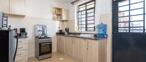 Fridge, microwave, oven, stovetop