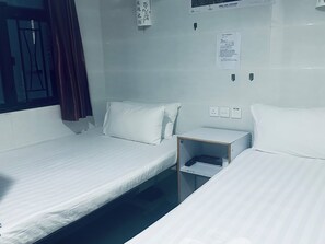 Habitació triple bàsica | Wifi gratuïta 
