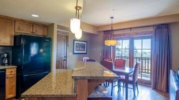 تناول الطعام