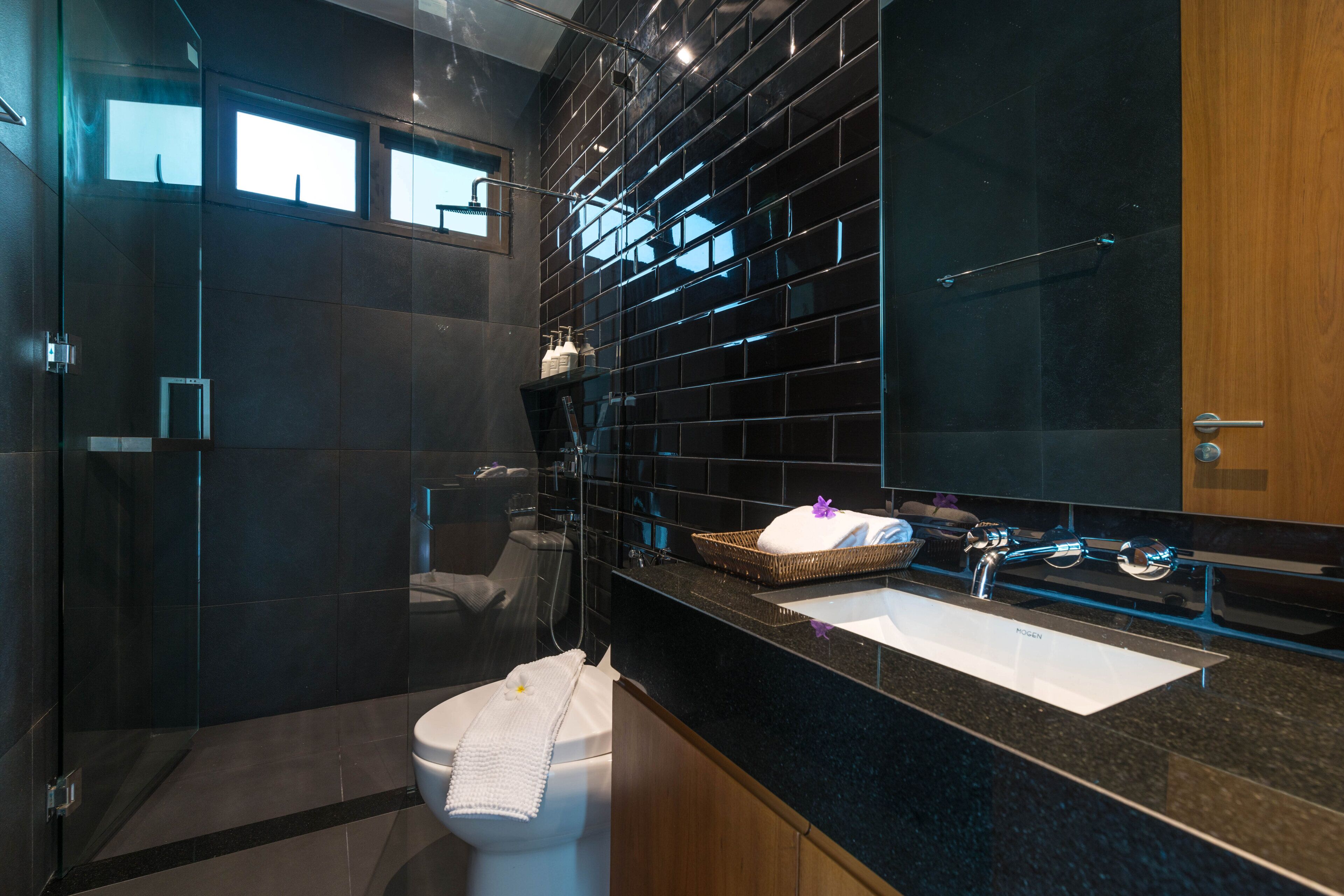 Premium Villa, Garden View | Bathroom | Shower, hair dryer, towels, toilet paper
