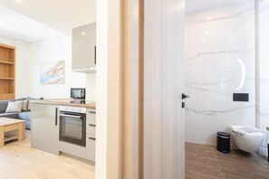 Apartment | 2 bedrooms - Modern 2-bedroom Gem Close to Metro (Athens)