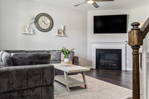 TV connectée, cheminée