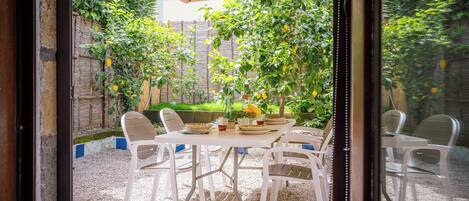 Servei de restauració a l'aire lliure