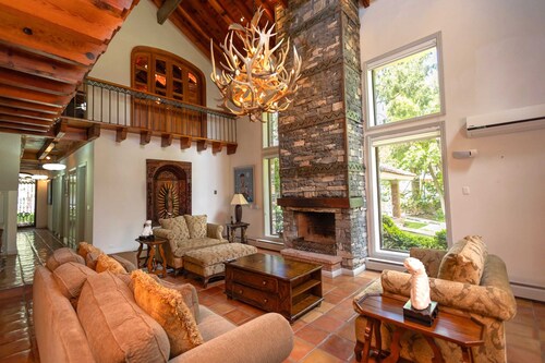 Casa Rincón by Lumina