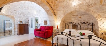 Trullo del Bosco In Martina Franca