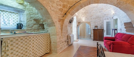 Familjevilla - 1 sovrum - intill bergen (Trullo del Bosco In Martina Franca) | Interiör