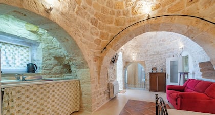 Trullo del Bosco In Martina Franca