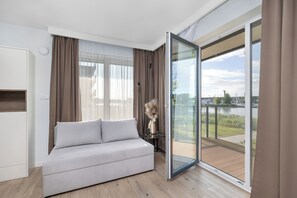 Lägenhet - 2 sovrum - tillgång till pool - utsikt mot floden | 2 sovrum, skrivbord, arbetsyta för laptop och barnsängar