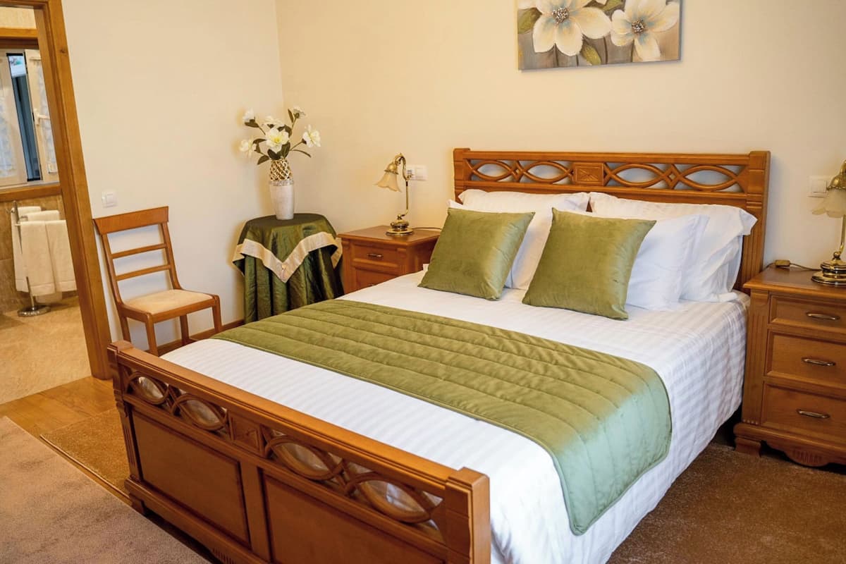 Double Room, 1 Double Bed | 1 bedroom, minibar, soundproofing, cribs/infant beds
