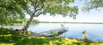 The Cowdry Cottage | Pet-Friendly | Canoe | Bikes