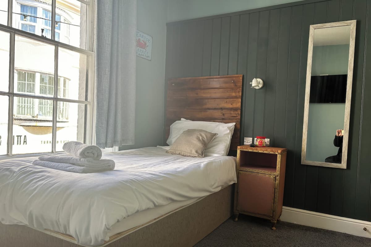 Single Room | 1 bedroom, desk, free WiFi