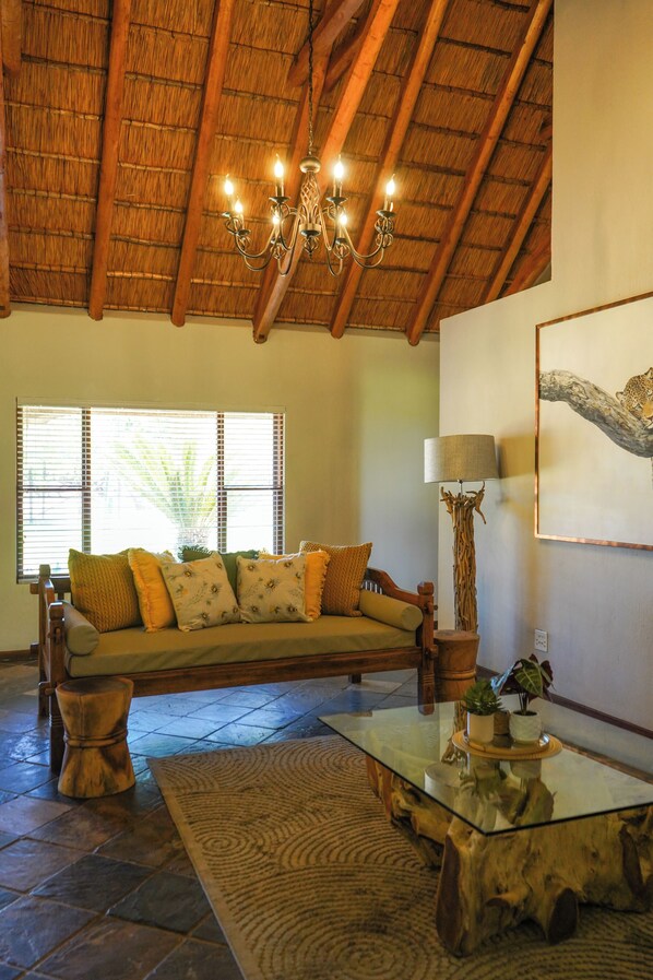 Maison Familiale | Coin séjour