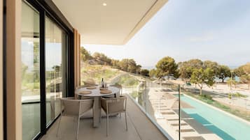 Leilighet – panorama, 1 soverom, terrasse, sjøutsikt | Terrasse/patio