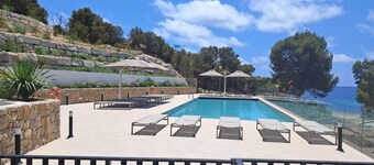 Pure Sea  Apartments