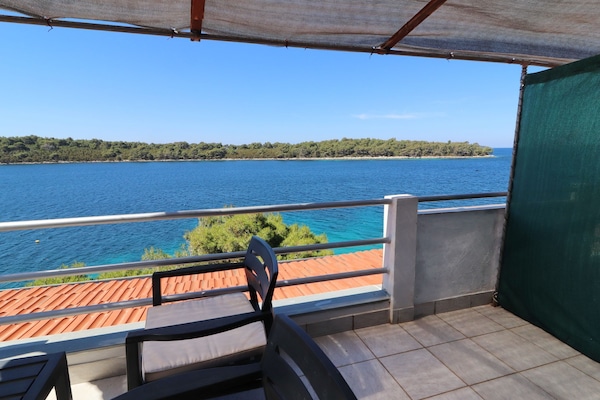 Apartment (Apartments Karbuni By The Sea - One B) | Terrace/patio