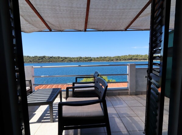 Apartament (Apartments Karbuni By The Sea - One B) | Terrassa o pati