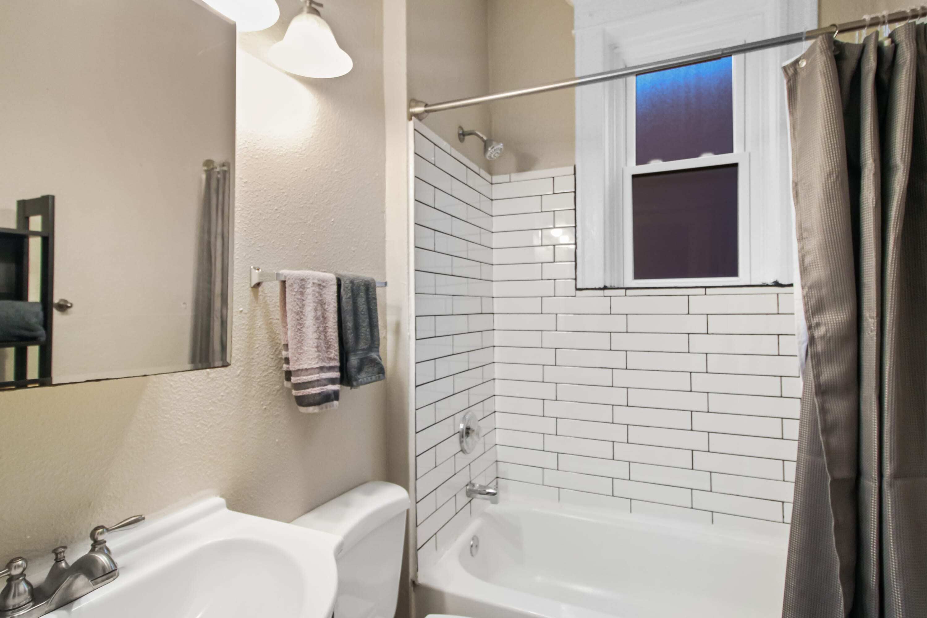Shower, towels