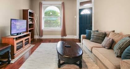 Work-Ready 1BR | Fast Wi-Fi & Laundry – Steps to Tower Grove Park (65)