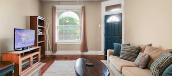 Work-Ready 1BR | Fast Wi-Fi & Laundry – Steps to Tower Grove Park (65)