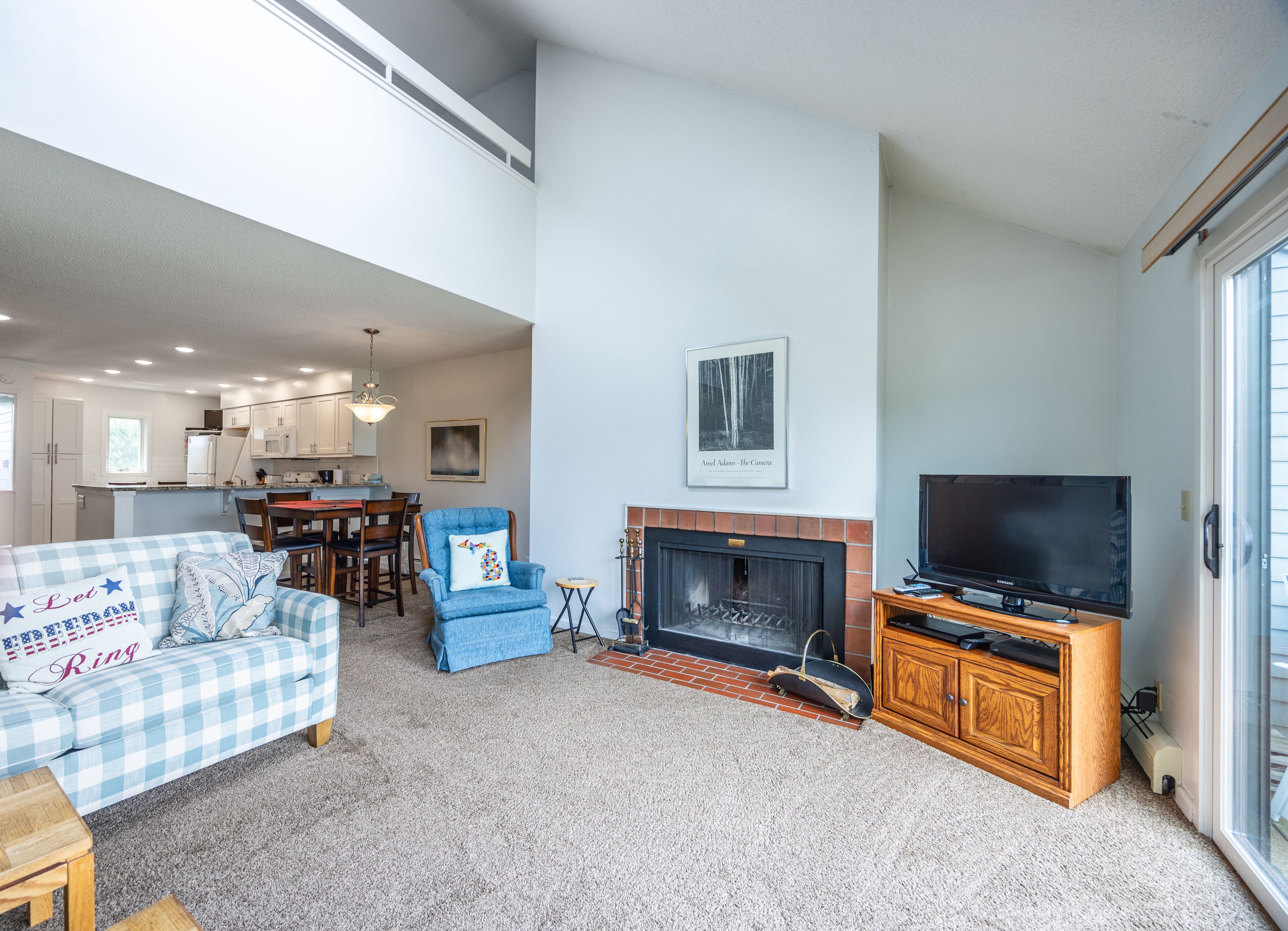 Tannery Creek! Condo With Water View + Outdoor Pool! - Petoskey, MI