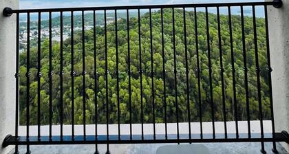 Medius Terra Residences - Pool Included