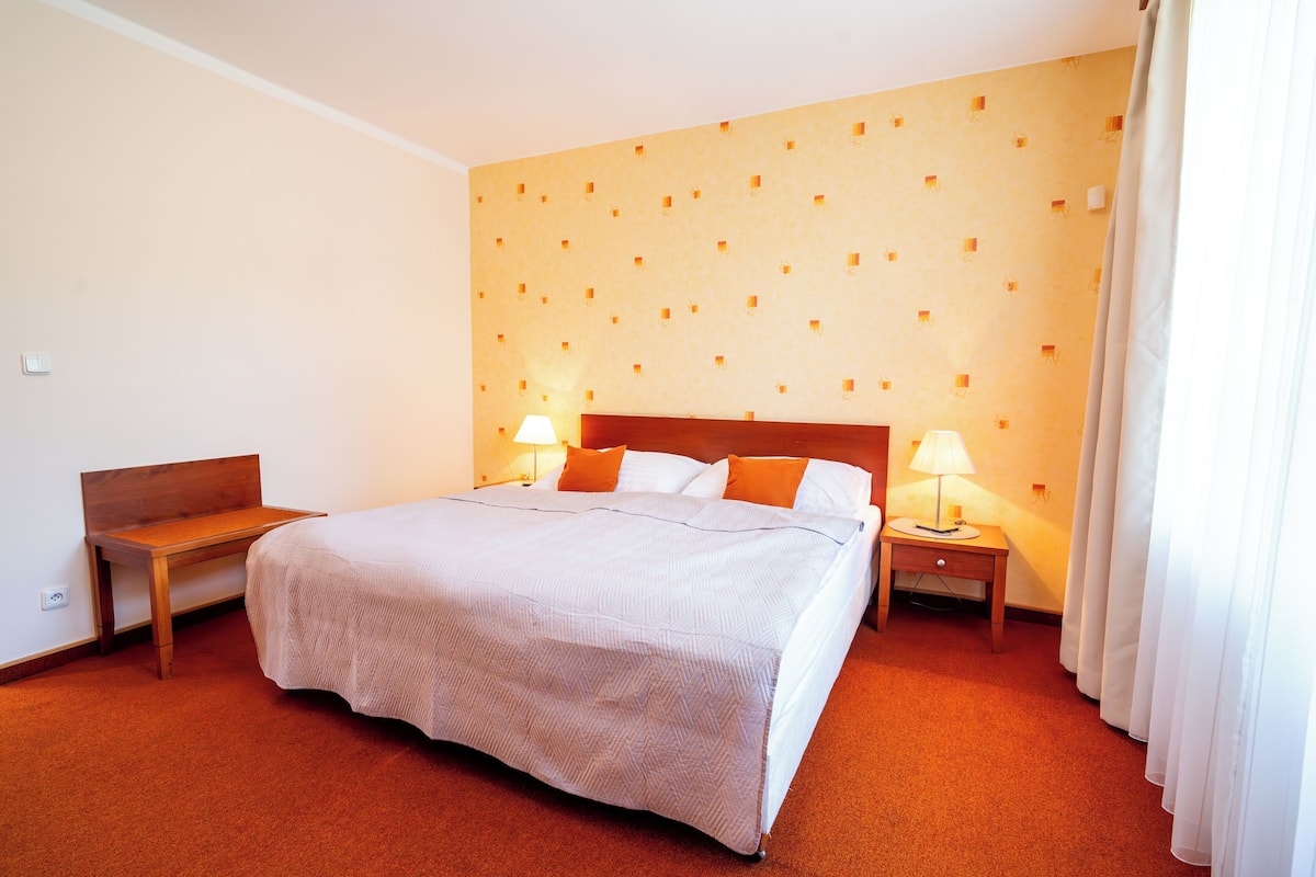Comfort Double or Twin Room, Garden View | Individually furnished, desk, laptop workspace, free WiFi