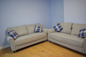 TV - Comfortable Bedroom Close to Edgbaston Stadium (Birmingham)