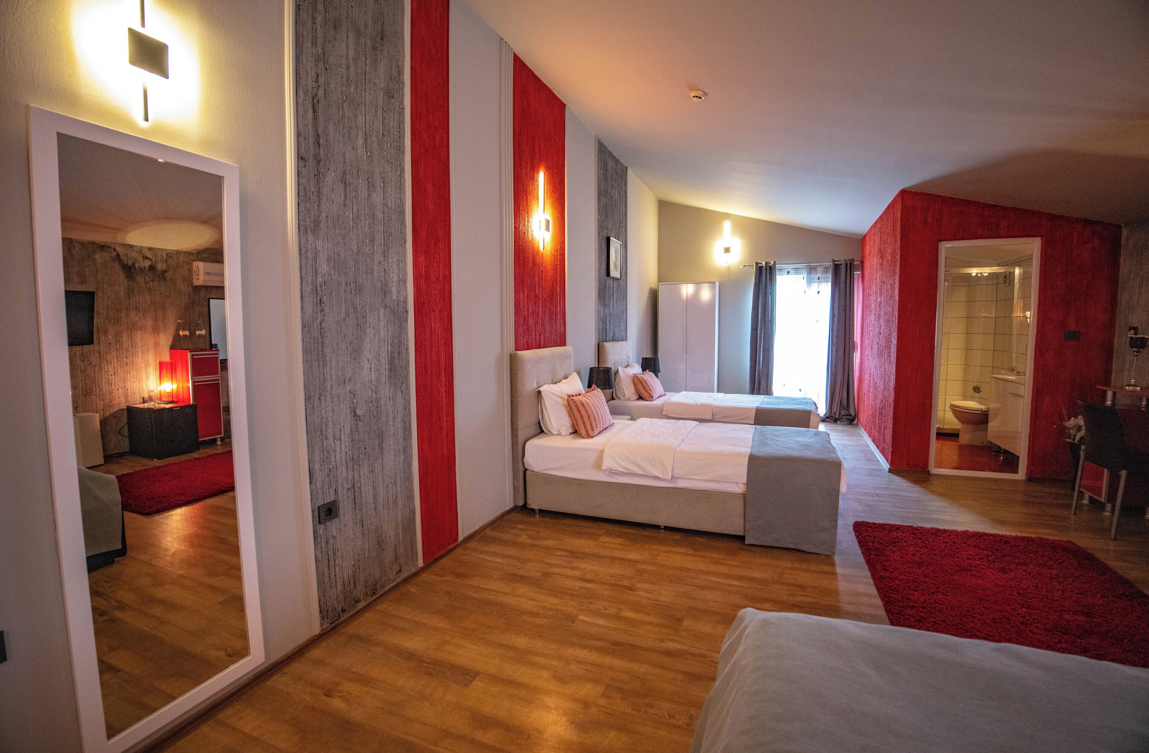 Basic Studio | Bathroom | Shower, rainfall showerhead, hair dryer, slippers