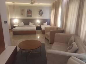 Chambre Triple Exécutive | 1 chambre, Wi-Fi gratuit, draps fournis
