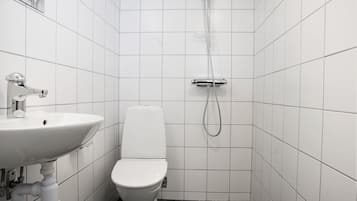 Classic Studio | Bathroom