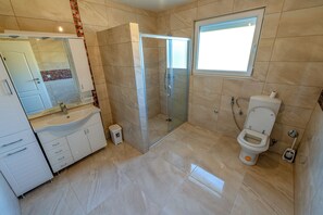 Luxury Villa, Private Pool | Bathroom | Shower, hair dryer, towels, soap
