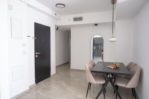 Dining - O&O - 2 BR Stylish & Modern Apartment (Bat Yam)