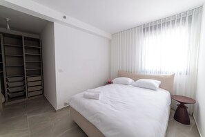 2 bedrooms, free WiFi - O&O - 2 BR Stylish & Modern Apartment (Bat Yam)
